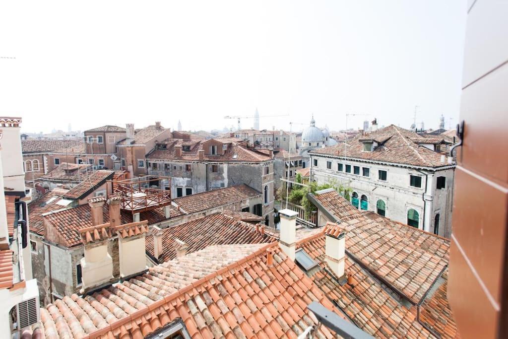 Splendida Vista Su Venezia Apartment Luaran gambar